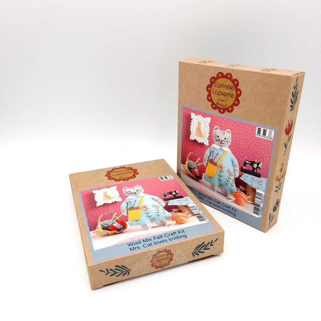 Mrs. Cat Loves Knitting Felt Craft Mini Kit - Harmony