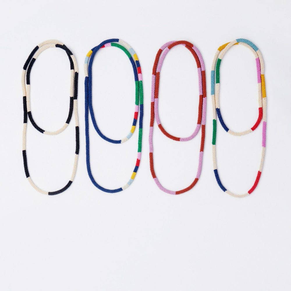 Allie Seed Bead Long Necklace / Black and White - Harmony