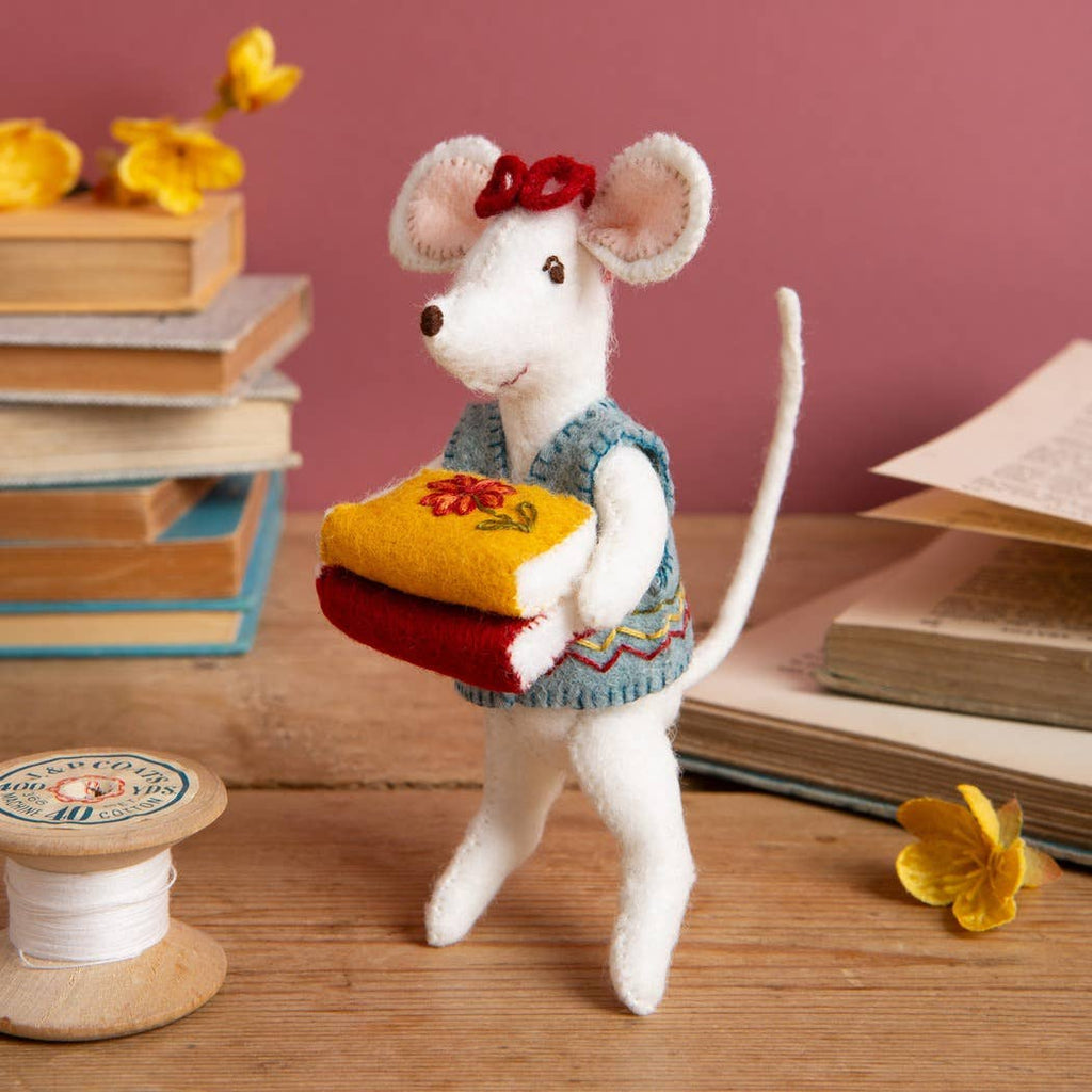 Little Mouse The Librarian Felt Craft Mini Kit - Harmony