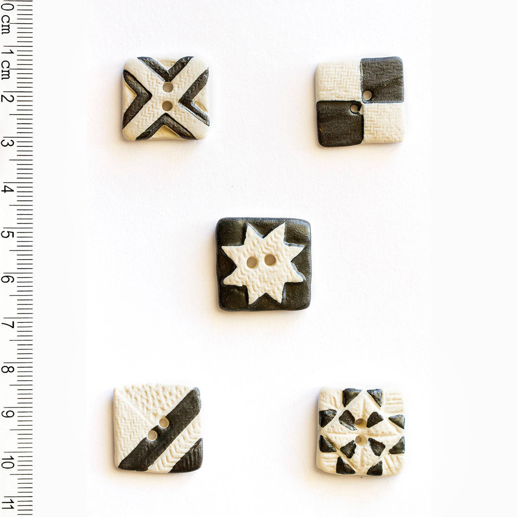 Quilt Buttons / Black & White - Harmony