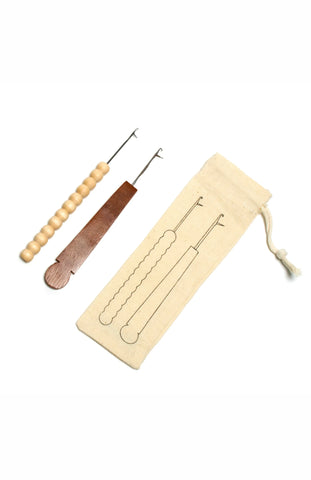 KNITTING NEEDLES