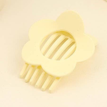 Lay Flat Flower Hair Claw / Off White - Harmony