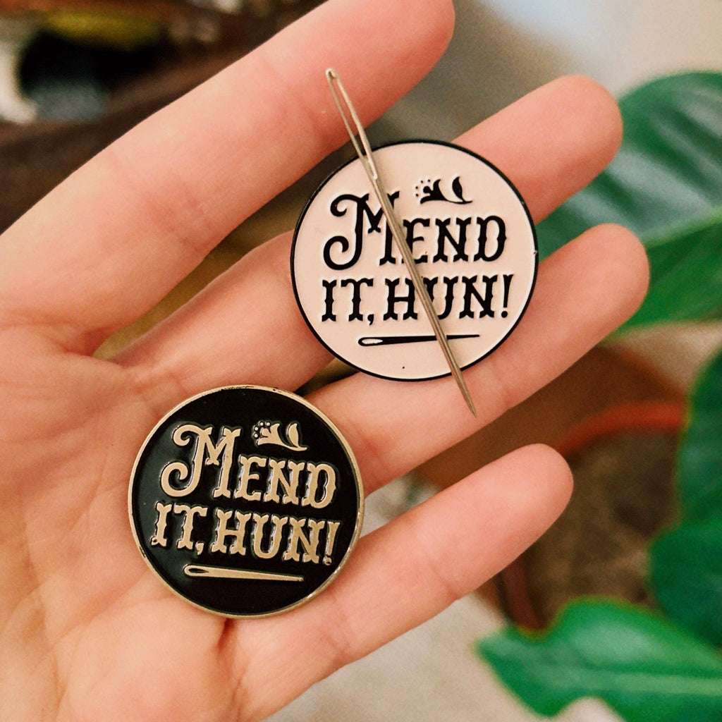 Mend It Hun Needle Minder - Harmony