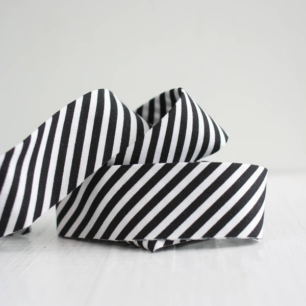 2.5" Bias Quilt Binding / Black Stripe - Harmony