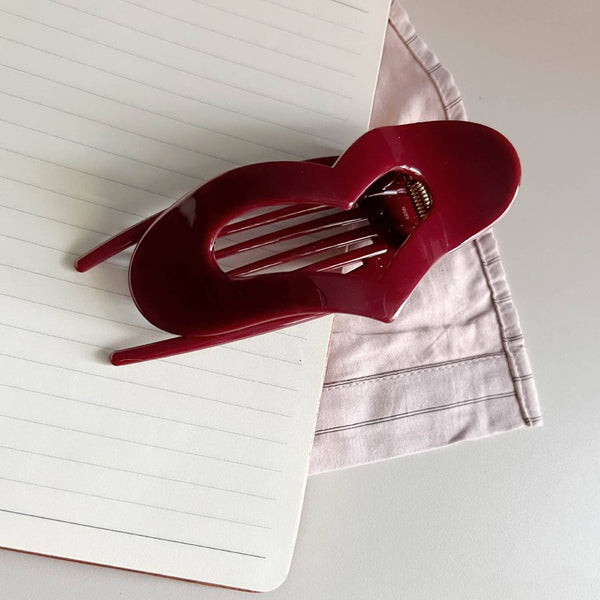 Lay Flat Heart Hair Claw - Harmony