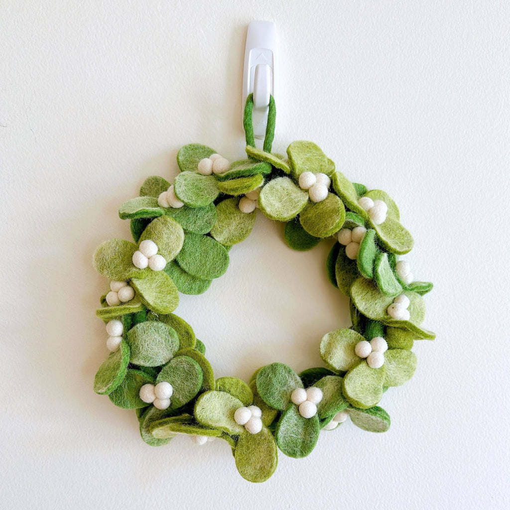 Felt Mistletoe Wreath - Harmony