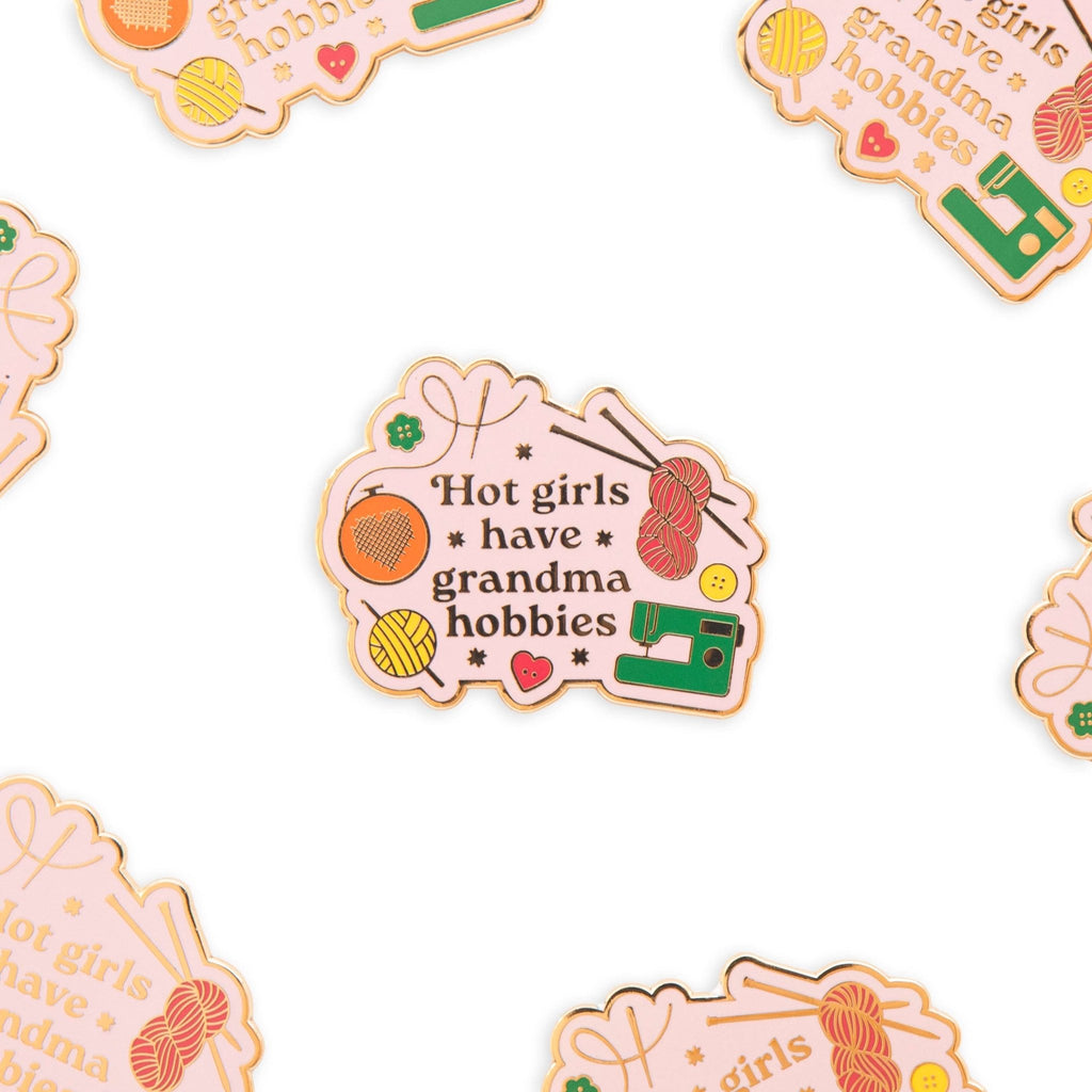 "Hot Girls Have Grandma Hobbies" Magnetic Needle Minder - Harmony