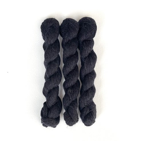 Perennial Minis / 005 Black - Harmony
