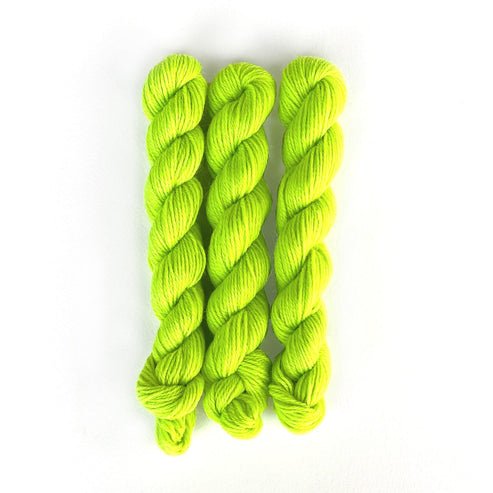 Perennial Minis / 329 Neon Lime - Harmony