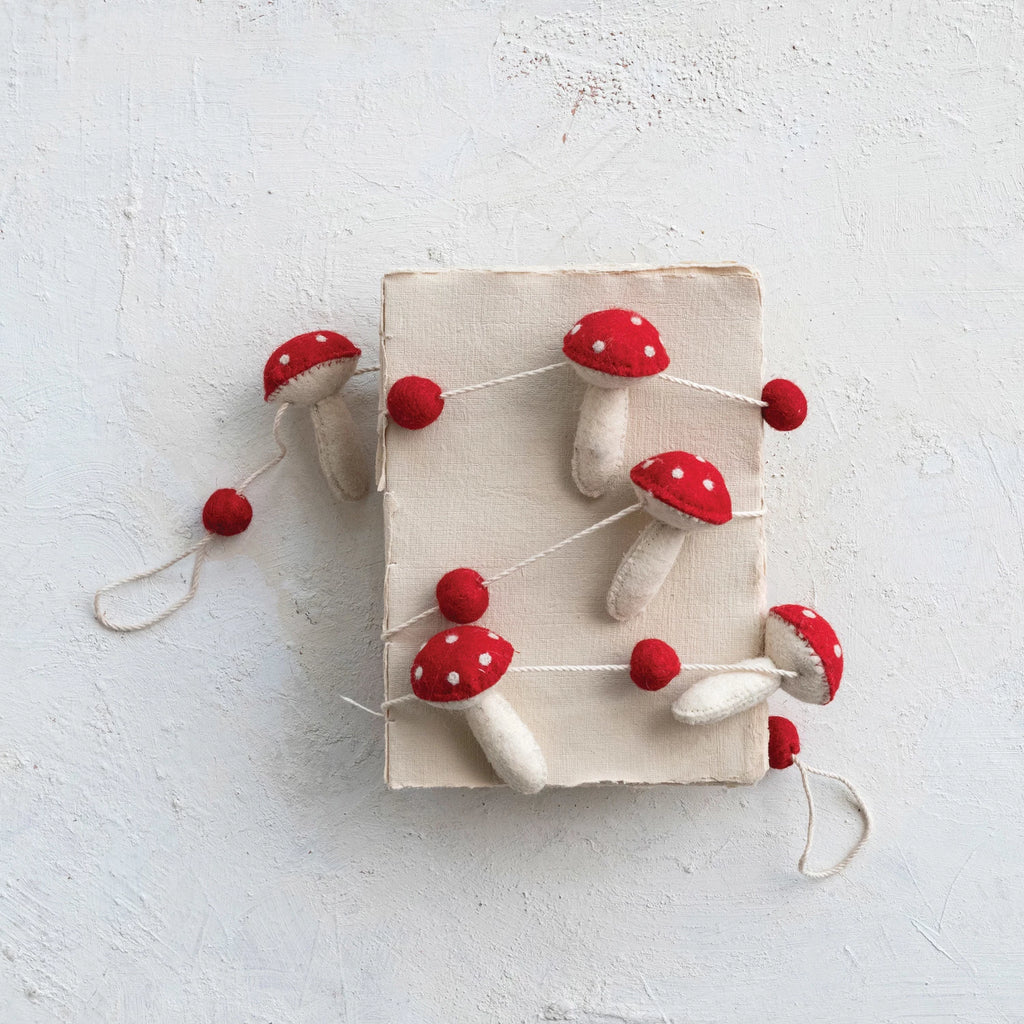 Wool Felt Mushrooms & Pom Poms Garland, Red & White - Harmony