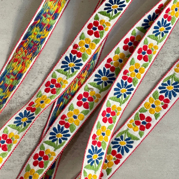 Red, Yellow, & Blue Daisy Vintage Jacquard Ribbon - Harmony